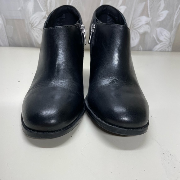 Clarks Narrative Womens Sz7,5 M Ankle Boot Black Leather Zip Block heel - Picture 4 of 12